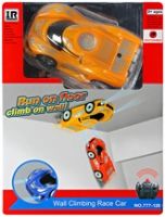 Dynamo Wall Climbing Race Car 