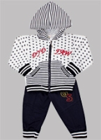 Hooded Jacket With Full Sleeves T-Shirt And Pant