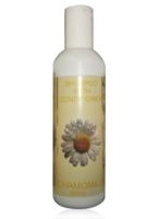 Ujala Herbals Chamomile Shampoo With Conditioner