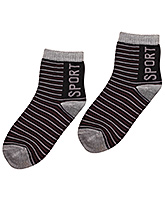 Cute Walk - Striped Sports Socks