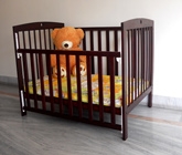 Wudplay - Sliding Rail Crib with Arch CR 009