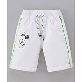 Little Kangaroos Knee Length Bermuda Skate Print - White