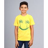 Zion BHalf Sleeves Crew Neck Tshirt In Smiley Palm Tree Print - Yellow