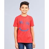 Zion Half Sleeves Crew Neck Tshirt In Smiley Palm Tree Print - Red