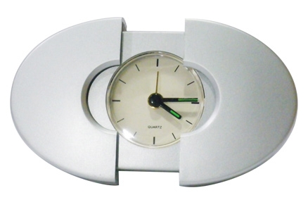 Ravenn - Oval Shaped Sliding Clock