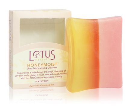 Lotus Herbals Honeymoist Ultra Moisturising Cleanser