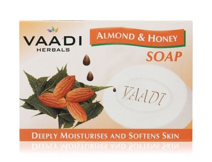 Vaadi Herbals - Almond & Honey Soap