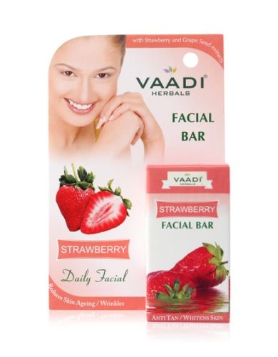 Vaadi Herbals Strawberry Facial Bar