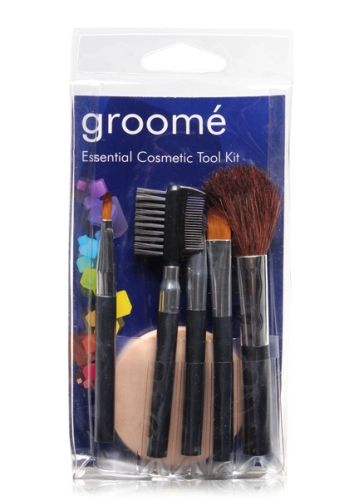 VLCC Groome Essential Cosmetic Tool Kit