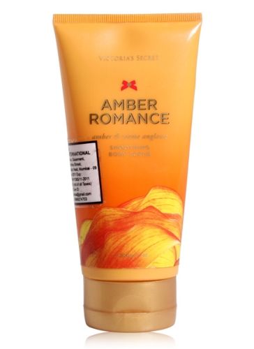 Victoria''s Secret Amber Romance Body Scrub