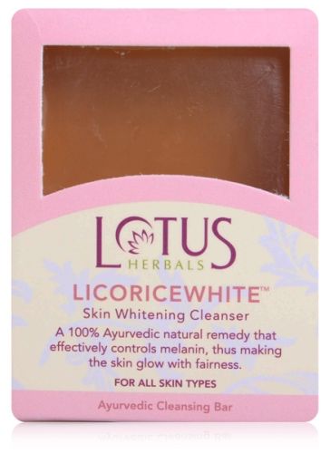 Lotus Herbals LicoriceWhite Skin Whitening Cleanser