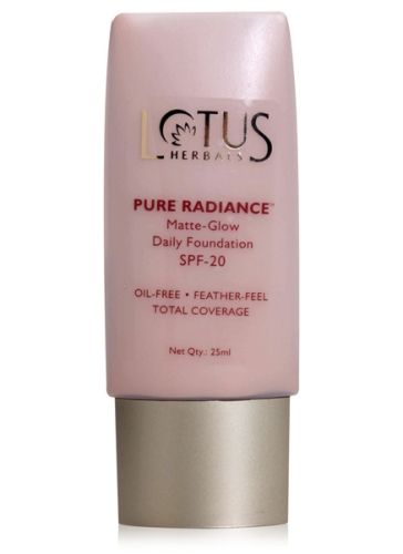 Lotus Herbals Pure Radiance Matte Glow Daily Foundation With SPF 20 - 350 Fresh Ivory L