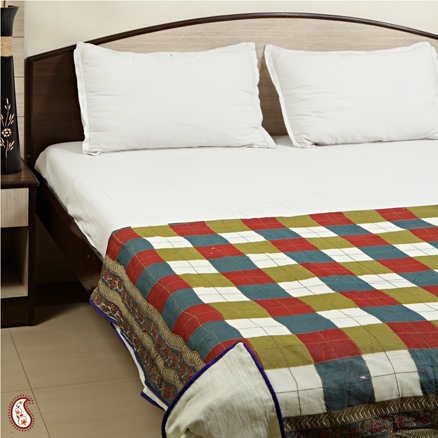 Aapnorajasthan - Bold Checkered Print Duvet