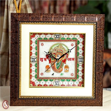 Aapnorajasthan - Gold Painted Lord Ganesh Clock
