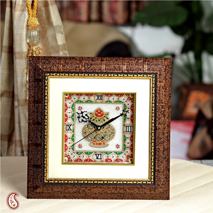 Aapnorajasthan - Gold Painted Marble Kalash Clock