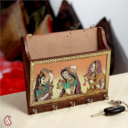 Aapnorajasthan-Gemstone Key Hanger With Ragini Design