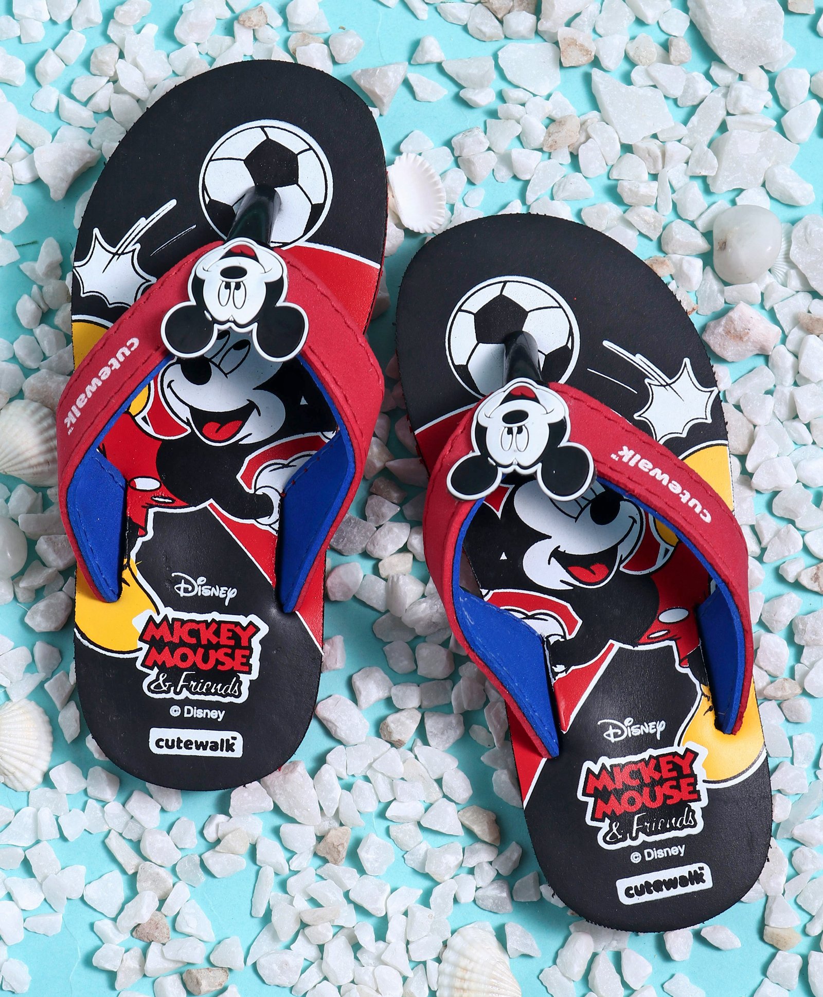 cute walk by babyhug