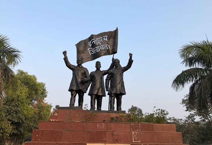 Essay on Bhagat Singh For Class 1, 2 and 3 Kids