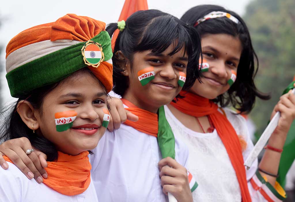 Republic Day Essay in English for Class 1, 2 & 3: 10 Lines, Short & Long Paragraph