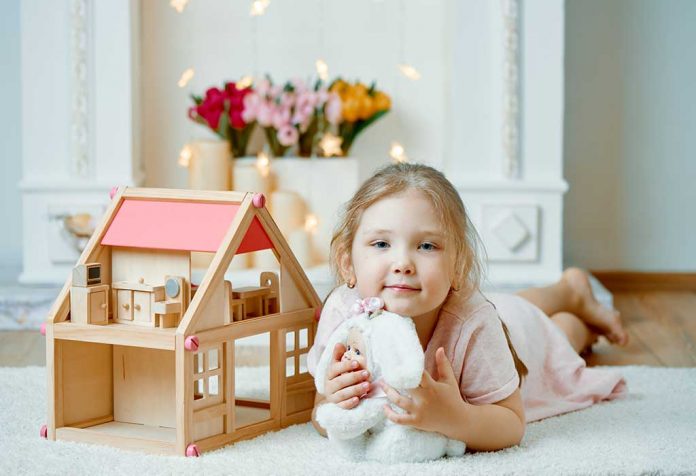 Essay On My House For Class 1, 2 & 3 Kids
