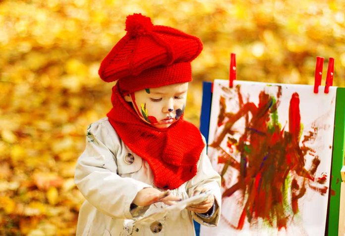 Try Your Hand At Cling Wrap Painting