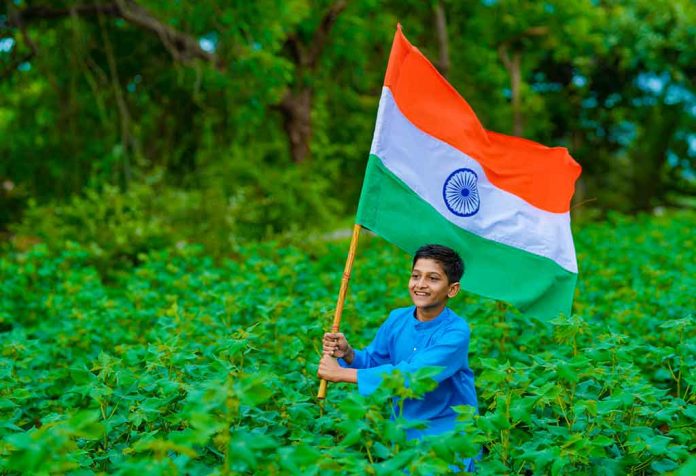 essay on indian flag for class 1