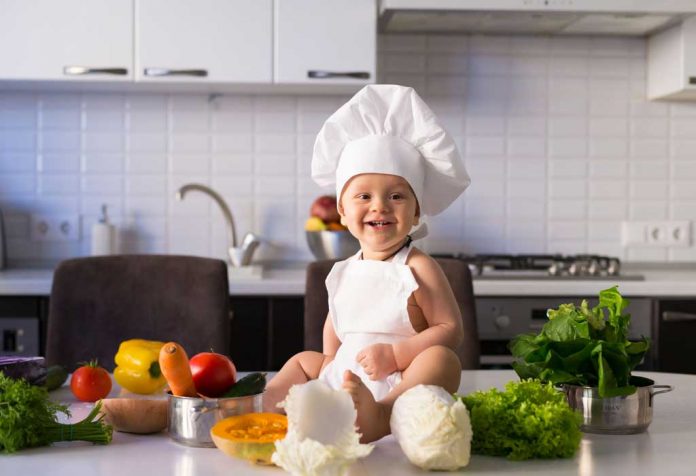 Toddlers In The Kitchen: Dangerous or Fabulous?