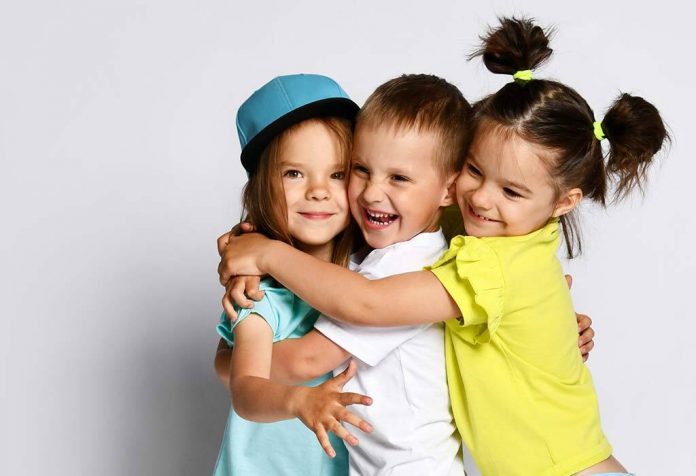 Friend Essay on A Friend In Need Is A Friend Indeed in English for Classes 1,2,3  Students: 10 Lines & Paragraph