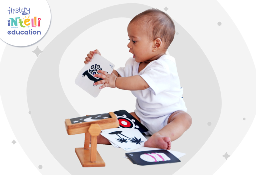 Intellibaby Mirror and Monochrome Card Set