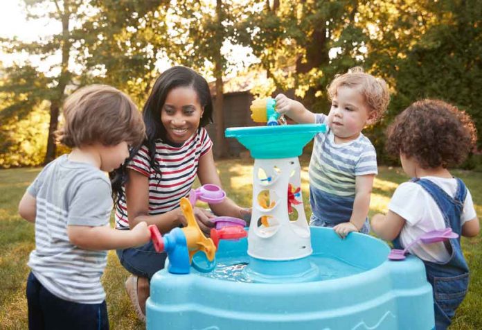 Have Tons Of Fun With These Out Of The Box Water Based Activities For Toddlers