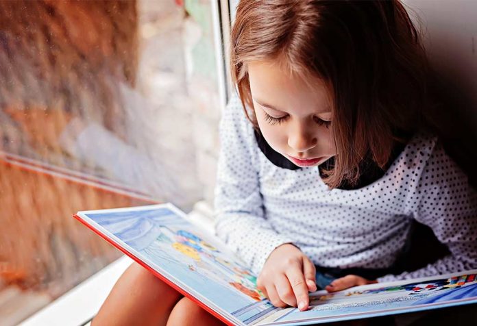 Essay on Importance of Reading - 10 Lines, Short and Long Essay for Children