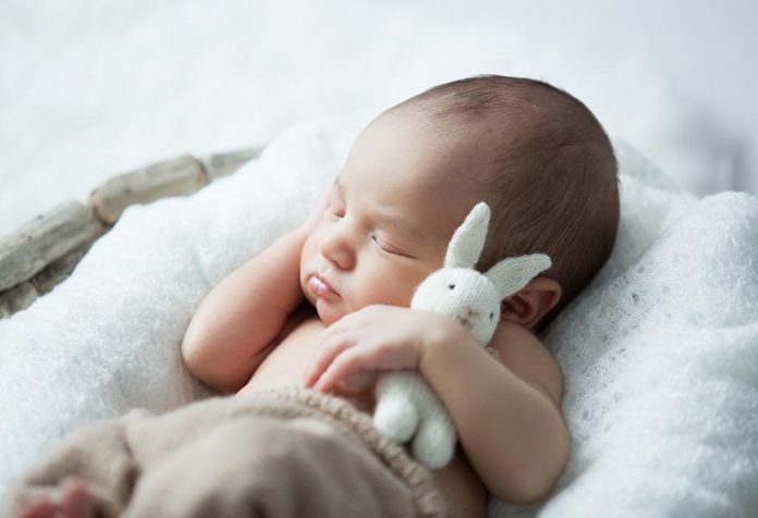 The Best Toys For Newborns According To Developmental Paediatricians