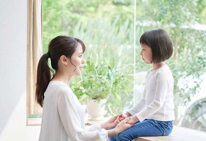 Helpful Tips to Get Your Child to Listen to You