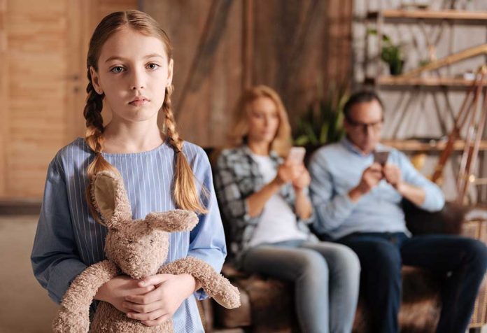 How Your Screen Time Directly Impacts Your Child